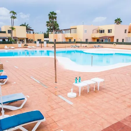 Delfines 61 Apartament