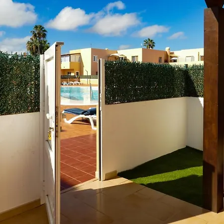 Apartament Delfines 61 *